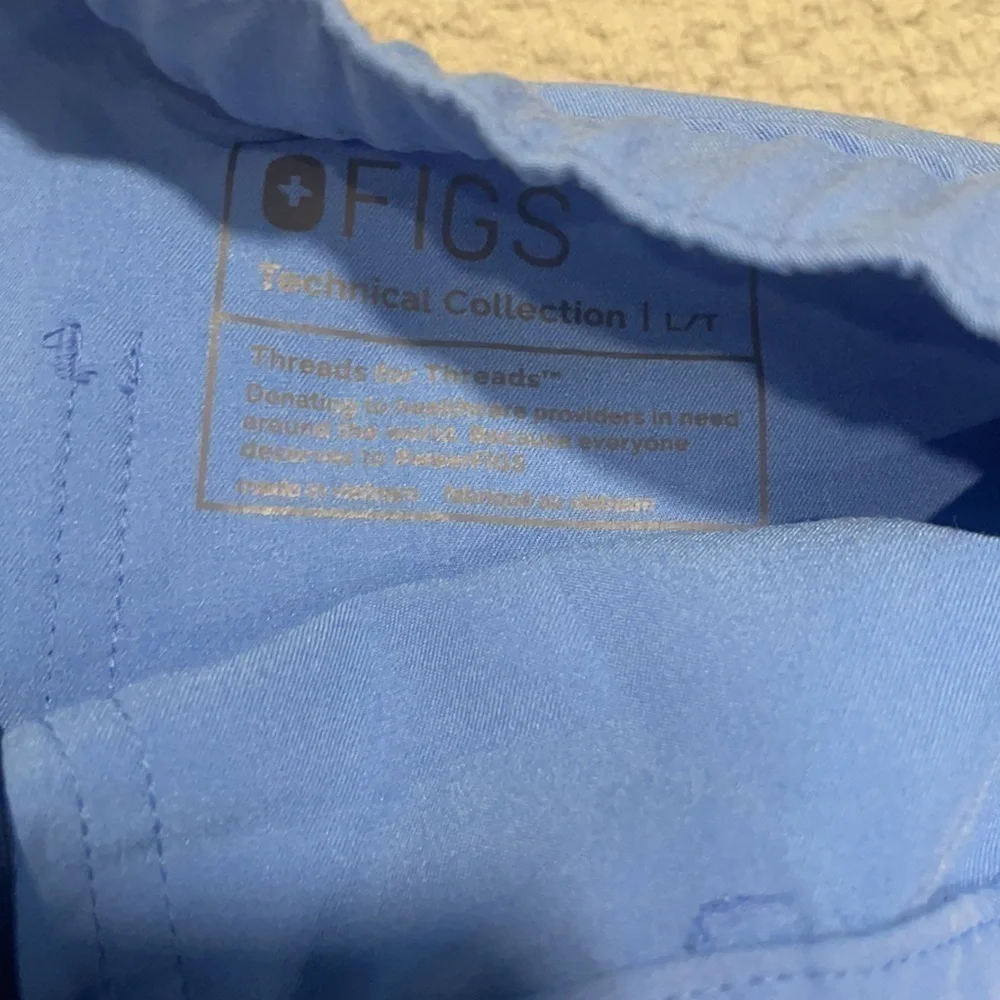 FIGS Cairo Cargo Scrub Pants size L/T